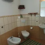 Nyugalomsziget Kotcse