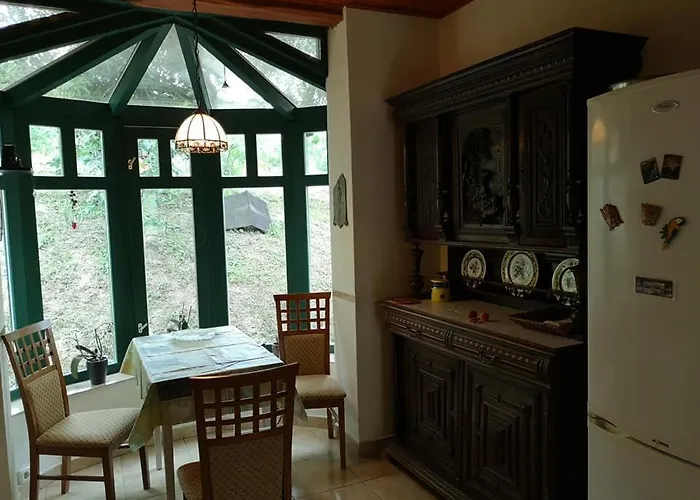 Nyugalomsziget * Kotcse